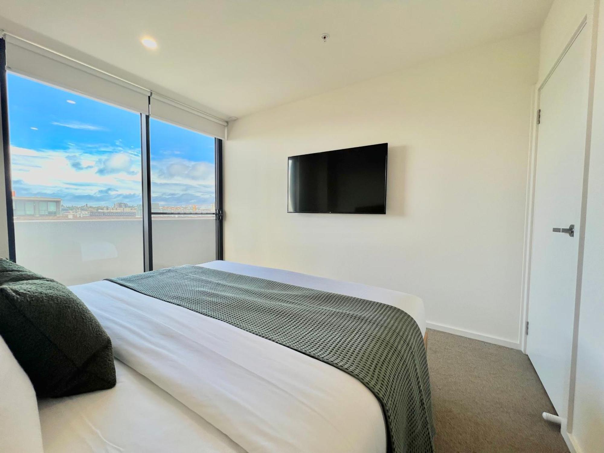Harbour Towers, Newcastle'S Elite Apartment Stays, Free Parking & Tram Access Buitenkant foto