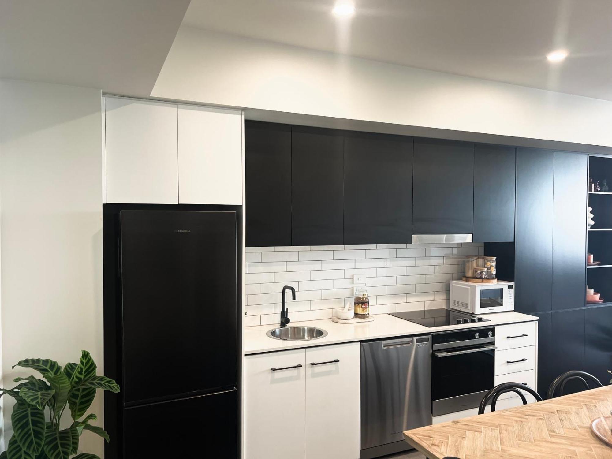 Harbour Towers, Newcastle'S Elite Apartment Stays, Free Parking & Tram Access Buitenkant foto