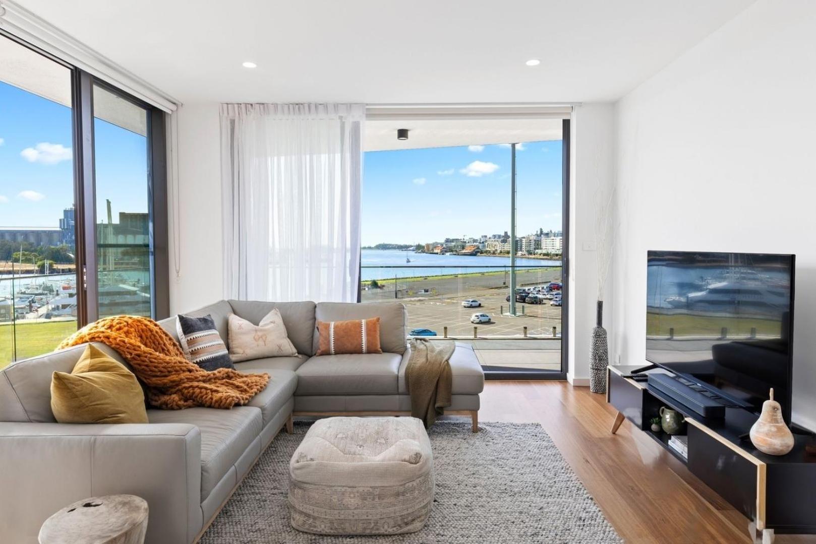 Harbour Towers, Newcastle'S Elite Apartment Stays, Free Parking & Tram Access Buitenkant foto